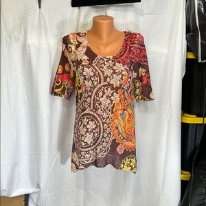 Artistic White and Brown Short Sleeve Graphic Blouse